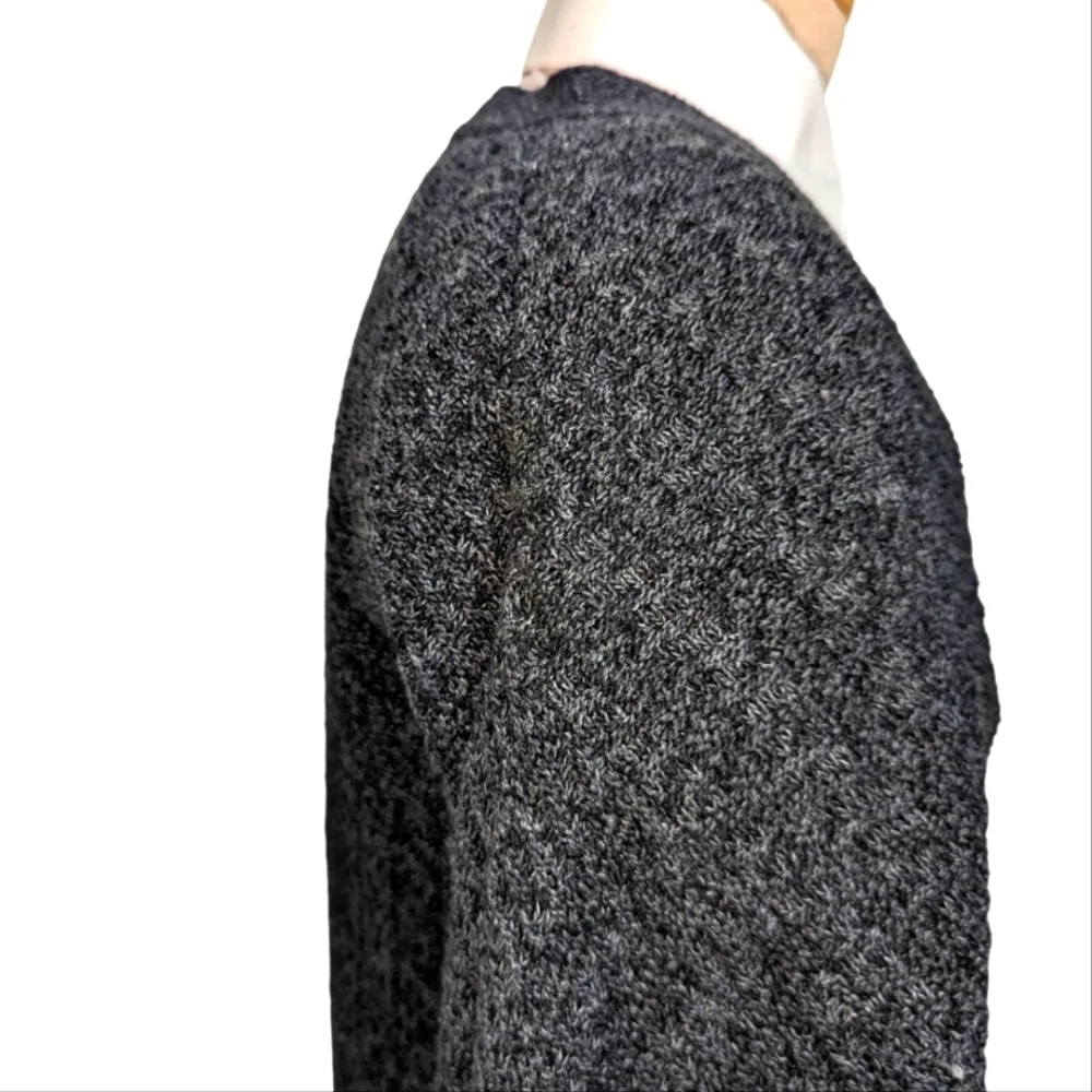 NWT...David Taylor Charcoal Gray Cable Knit Cardigan Sweater...Size Medium